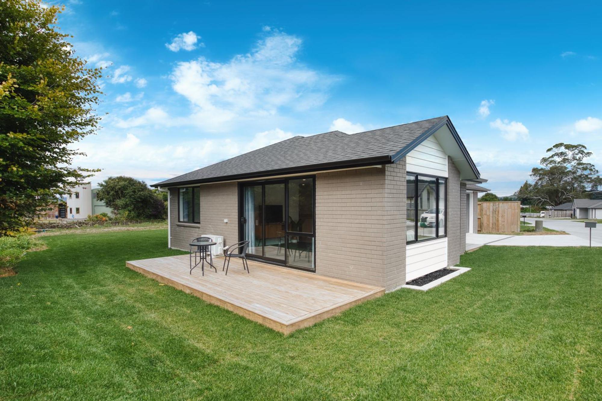 Stylish 4 Bedroom House Brand New In Rotorua Exterior photo